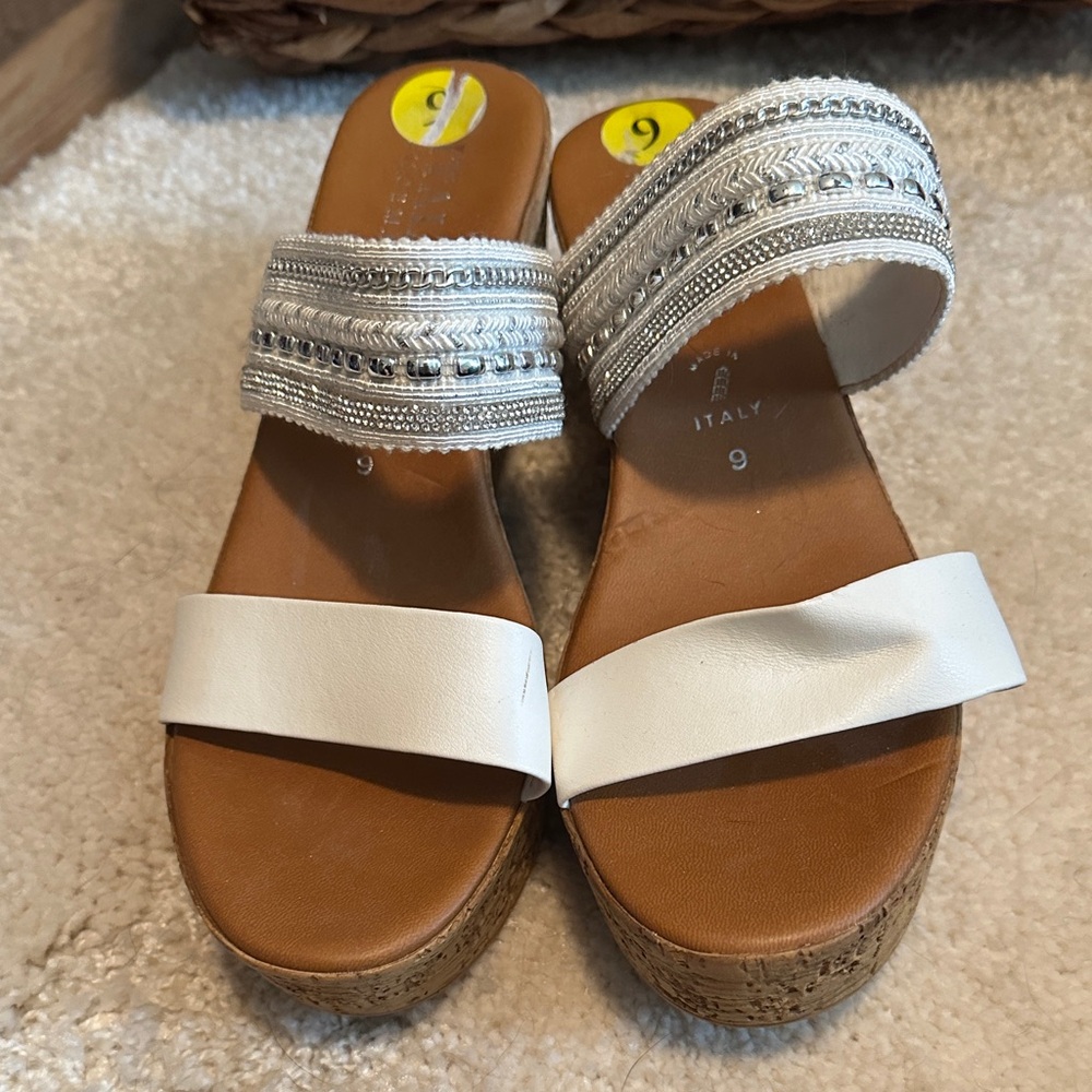 Italian Shoemakers White and Silver Sandals